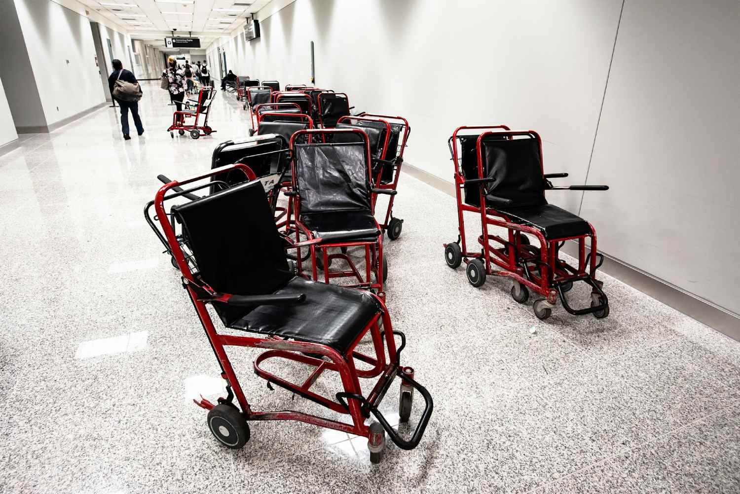 Aide au fauteuil roulant et transport à l'aéroport